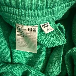 Green Uniqlo Sweats, XS